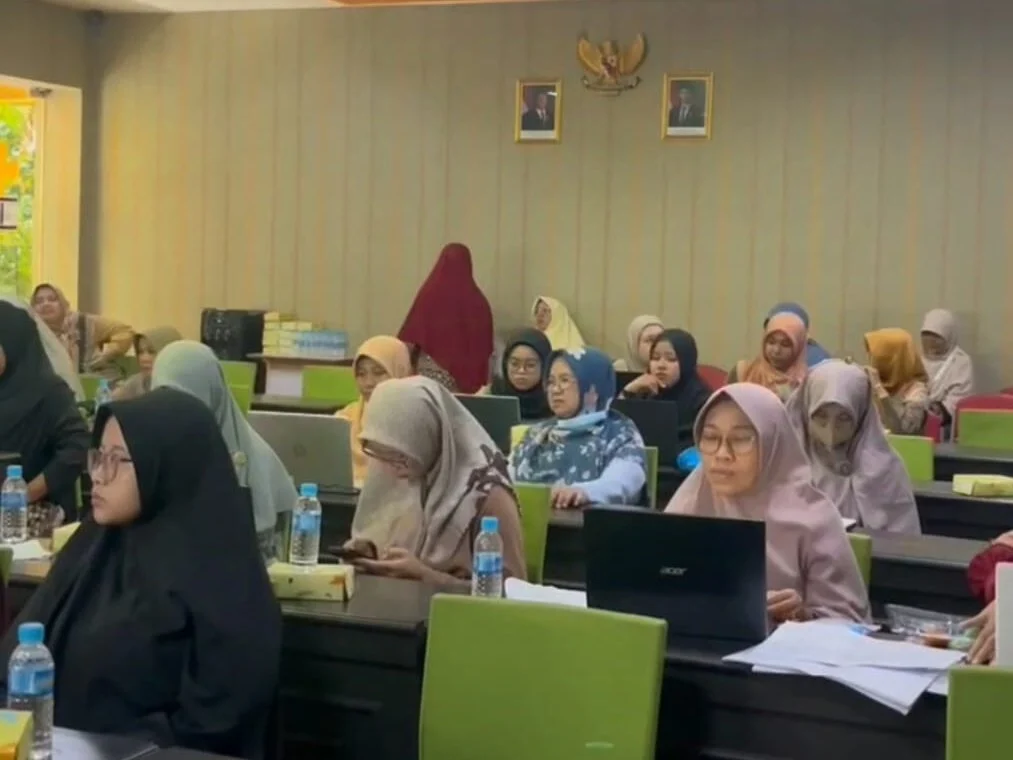 Optimalisasi Administrasi: PCA Krian Ikuti Pelatihan Database Aisyiyah di PDA Sidoarjo