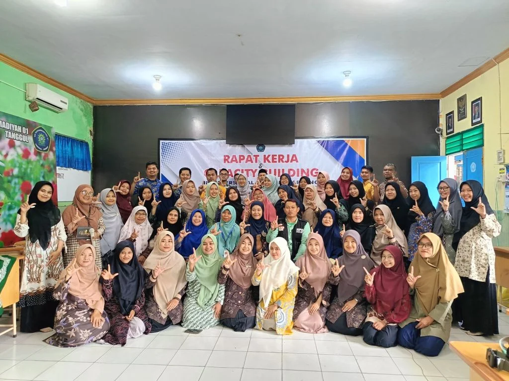 Capacity Building SD Muhita: Inilah Tips Kuasai Public Speaking