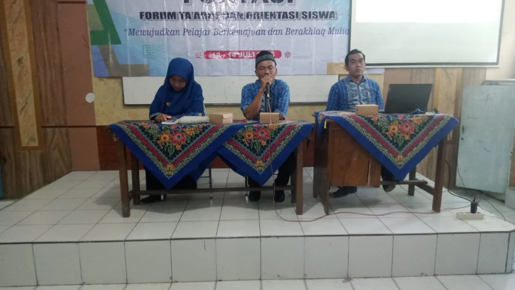 Awali Tahun Ajaran Baru, MadtsaMutu Pondok Modern Paciran Adakan Pertemuan dengan Wali Murid Kelas 7