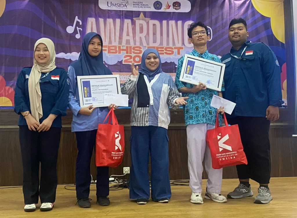 Lewat Imajinasi Buku, Siswa SMAMSEVEN Raih Juara 2 Lomba Desain Grafis AI Nasional