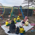 Serunya Bermain Peran, Rekreasi Ke Taman Kota Bersama KB–TK Aisyiyah 49 Griya Kencana
