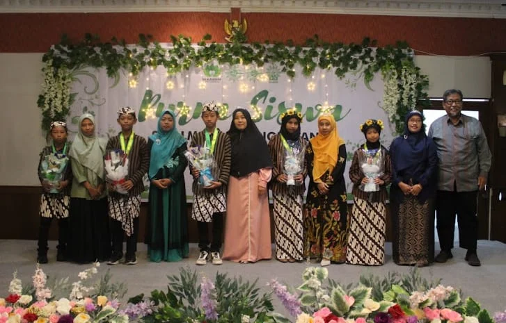 Sambung Ayat Warnai Agenda Purna Siswa SD Almadany