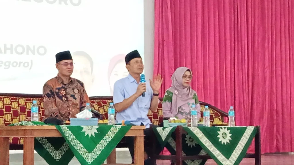Temui Warga Muhammadiyah, Cabup Bojonegoro: APBD Bojonegoro Besar, Kemiskinan juga Besar