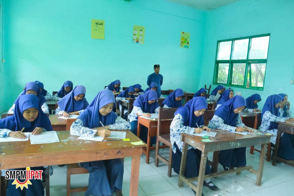 Siswa SMPM Jipat Karangasem Antusias Hadapi Ujian Diniyah Wustho