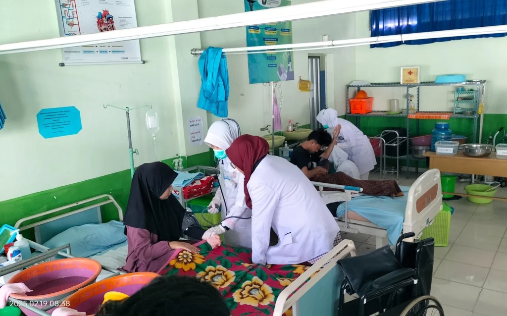 Cetak Nakes Profesional, Puluhan Siswa SMKM 1 Blitar Ikuti USK bersama LSP Asnakes Indonesia