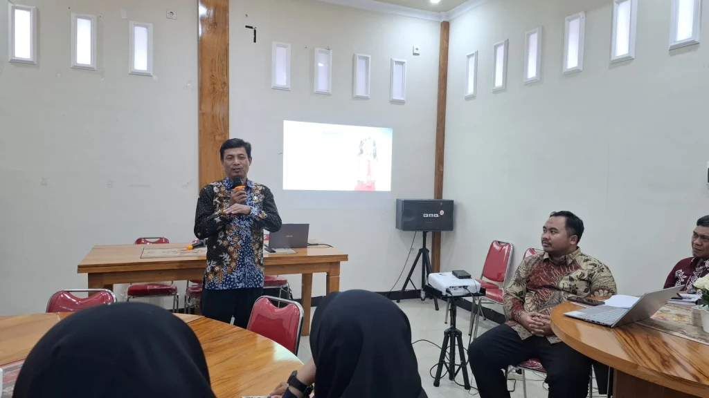 Jelang Tahun Ajaran Baru, SMAS Muha Genteng Gelar Workshop Peningkatan Kompetensi Guru