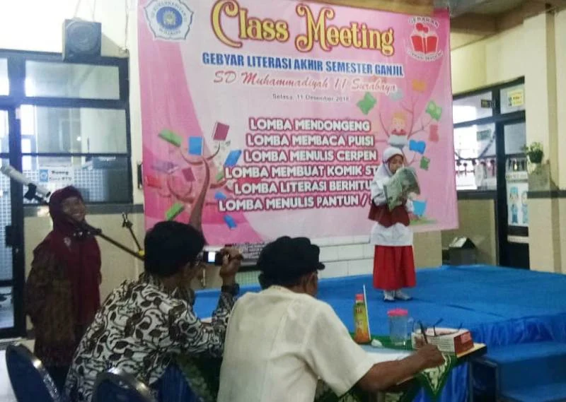 Ada yang Aneh dan Lucu di Lomba Literasi Sekolah Ini
