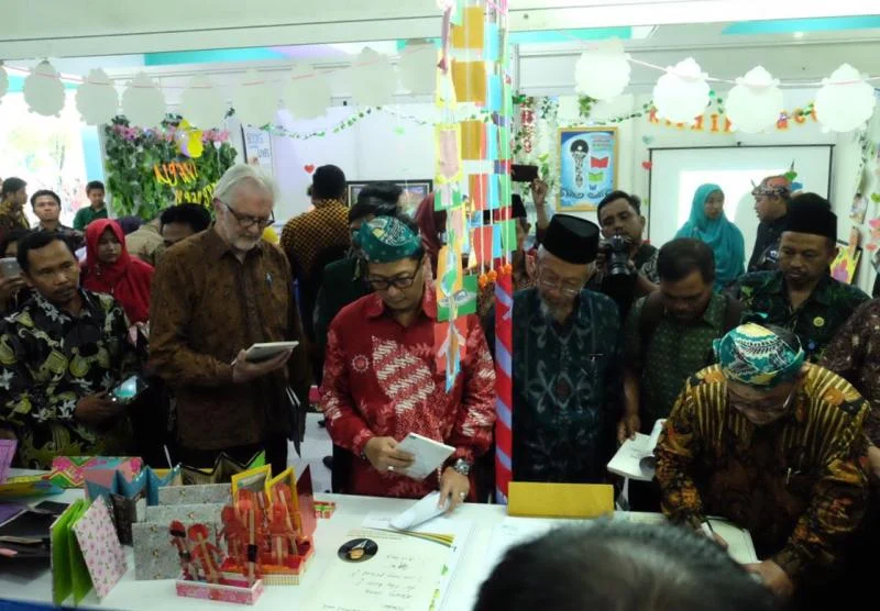 Pameran Inovasi Literasi di PCM Sepanjang, Ada Bigbook, Buku Zigzag, dan Buku Bantal