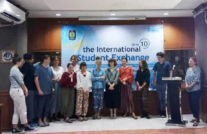 13 Pelajar Aussie Datang, Begini Komentarnya tentang Kota Surabaya