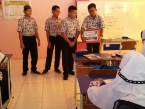 Membina Solidaritas Lewat Penggalangan Infak untuk Gempa Lombok