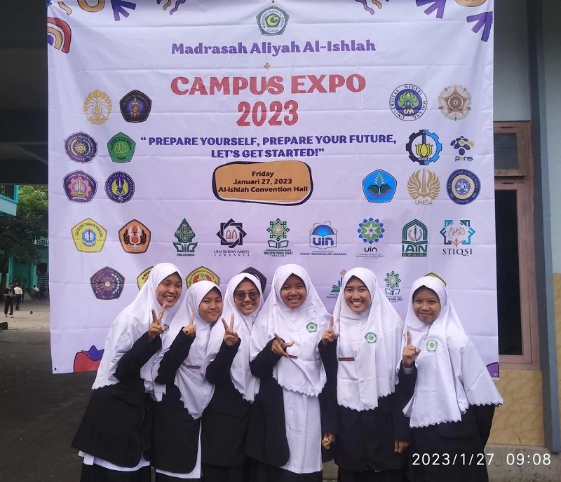 35 Perguruan Tinggi Mengikuti Campus Expo MA Al Ishlah Paciran