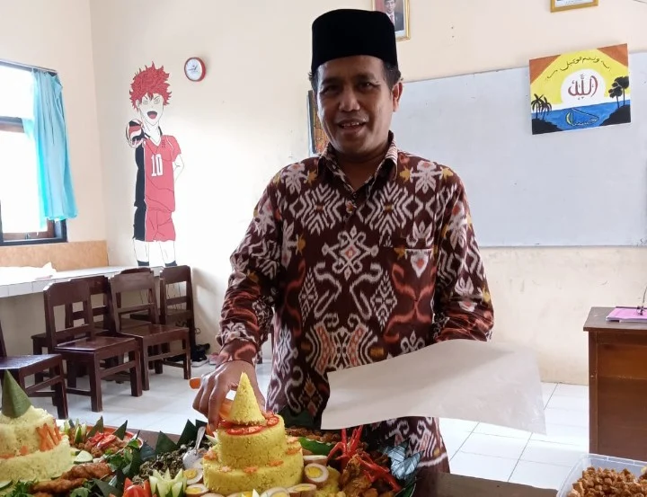 Jelang Ujian dan Porseni Jatim, MAM Watulimo Gelar Doa Bersama