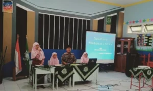 Mimsix Sosialisasi Program Madrasah Literasi ke Wali Siswa
