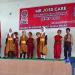 Serunya Pentas Seni Berbahasa Inggris Siswa MIM 7 Kenep