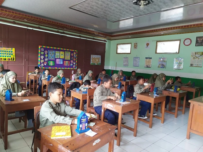 Segini Jumlah Infak Kaleng Ramadhan Mimgo di Hari Pertama Sekolah