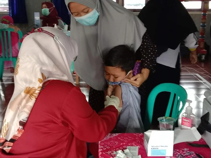 MIM Dolopo Gelar Vaksinasi Massal