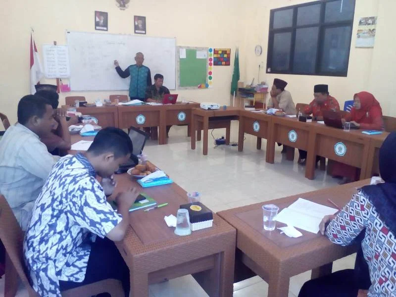 Meski Madrasah Baru, Pengurus Komitmen Terus Menaikkan Gaji Guru