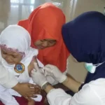 Murid Kelas 1 Dipuji karena Berani Imunisasi