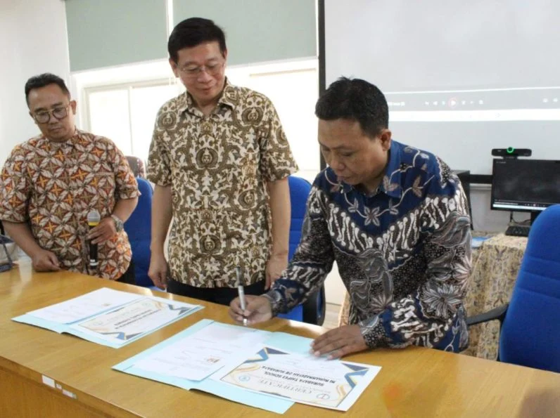 MIM Dupan Teken MoU dengan Surabaya Taipei School