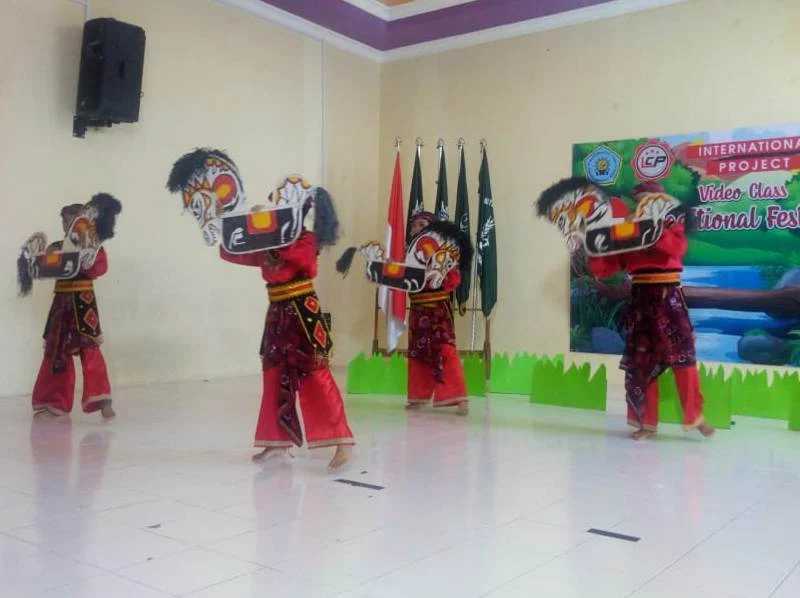 MIM Pare Live Streaming dengan Sekolah Taiwan, Begini Acaranya