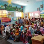 Lazismu Bagikan Telur ke Siswa untuk Tambah Gizi di Milad Muhammadiyah