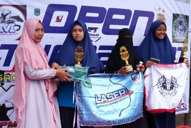MAM 1 Karangasem Paciran Juara I Ponorogo Horsbow Open