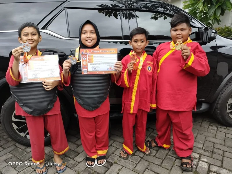 MIM Asembagus Sabet 4 Juara Tapak Suci Tingkat Nasional