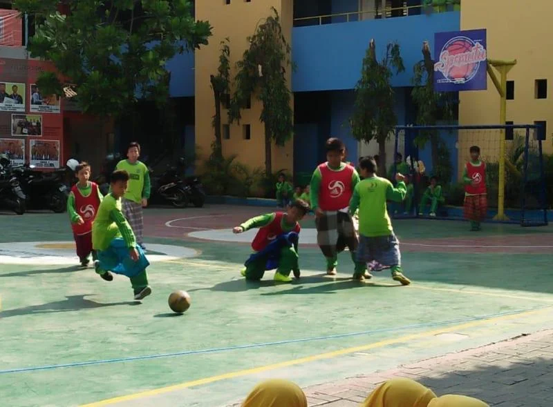 Akhiri Semester dengan Kompetisi Futsal dan Basket yang Asyik
