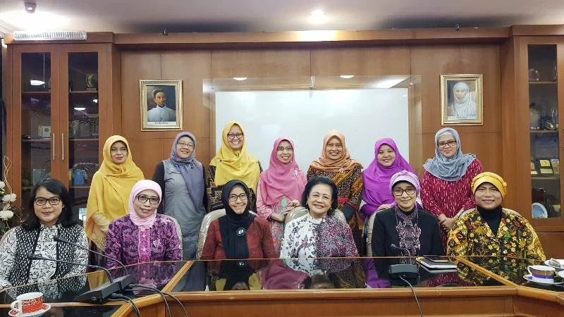 Rokok Bebani Keuangan BPJS  dan Picu Kemiskinan