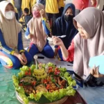 Lomba Hiasi Tumpeng Meriahkan Milad MTs Muda Kedungadem