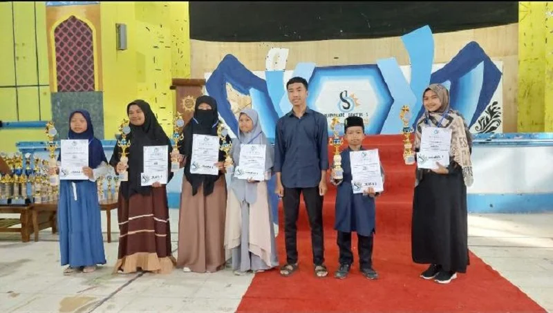 Siswa MTs M10 Mojopetung Juara Lomba Tahfidh
