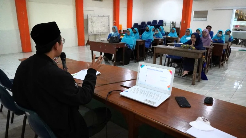 Temukan Trik Cipta Alat Peraga, Guru SD Mugres Mengikuti Acara Ini