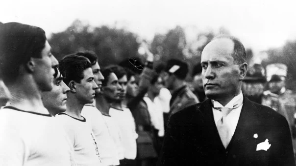 Mussolini, sang Diktator Bola