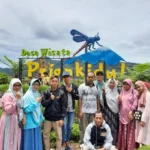 Madrasah Diniyah Gelar Refreshing Guru ke Pujon Kidul