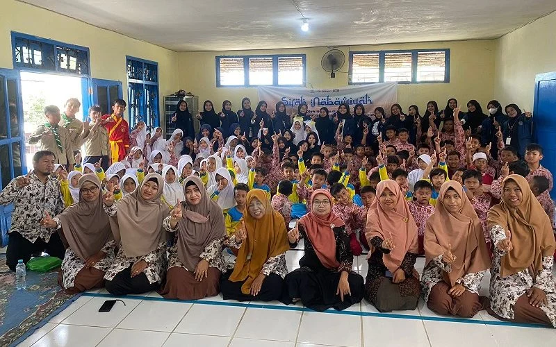 Mahasiswa PGSD UMG Pengenalan Lingkungan Bersekolah
