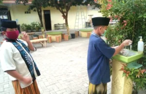 Mahasiswa UMM Ajari Santri Panti Cuci Tangan