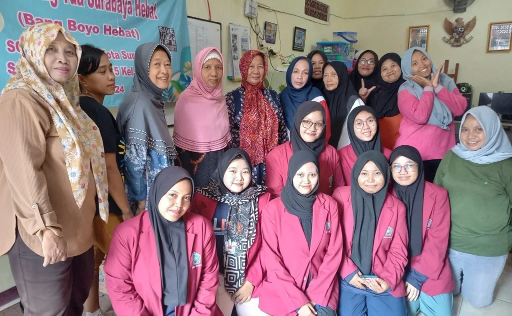 Mahasiswa UMSurabaya Lakukan Edukasi Thibbun Nabawi Berbasis PjBl
