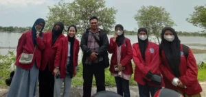 Saung Sinau, Tempat Belajar Anak Desa Pelosok Sidoarjo Buatan Mahasiswa Umsida