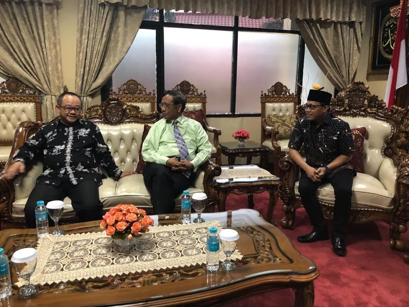 Ketika Dua Orang Madura Bertemu di Kantor Muhammadiyah, Ini yang Mereka Bicarakan