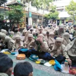 Sarapan Bersama, Ternyata Ada Siswa yang Lupa Bawa Bekal