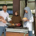 Ekstra Tata Boga, Siswa Mamsa Bikin Risol Mayo