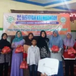 Baksos Aisyiyah Krembangan untuk Para Mantan dan Kaum Dhuafa