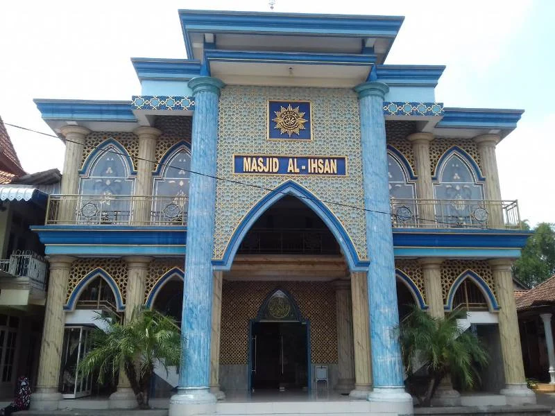 Mengucapkan Salam, Adab dan Hukumnya