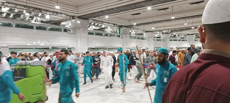 Hujan Lebat di Tanah Haram