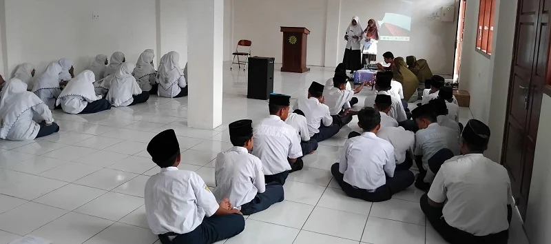 Peringati Hari Kartini, Matsamuluh Adakan Perlombaan Antar Siswa