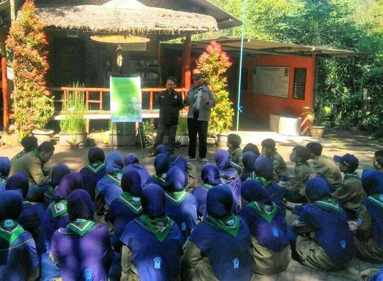 Syawal Camp Matsamutu, Begini Sekolah Mengenalkan Ekologi kepada Siswa