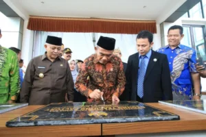 Mendikbud Resmikan Gedung Tefa SMK Mutu Gondanglegi