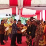 Berjasa Tuntaskan Buta Huruf, Mendikbud Beri Penghargaan kepada Empat Daerah dan Perorangan