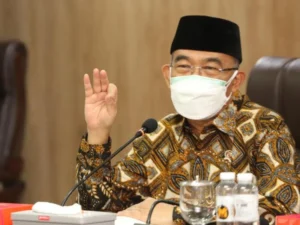 Gotong Royong Ajarkan pada Pelajar, Kata Menko Muhadjir