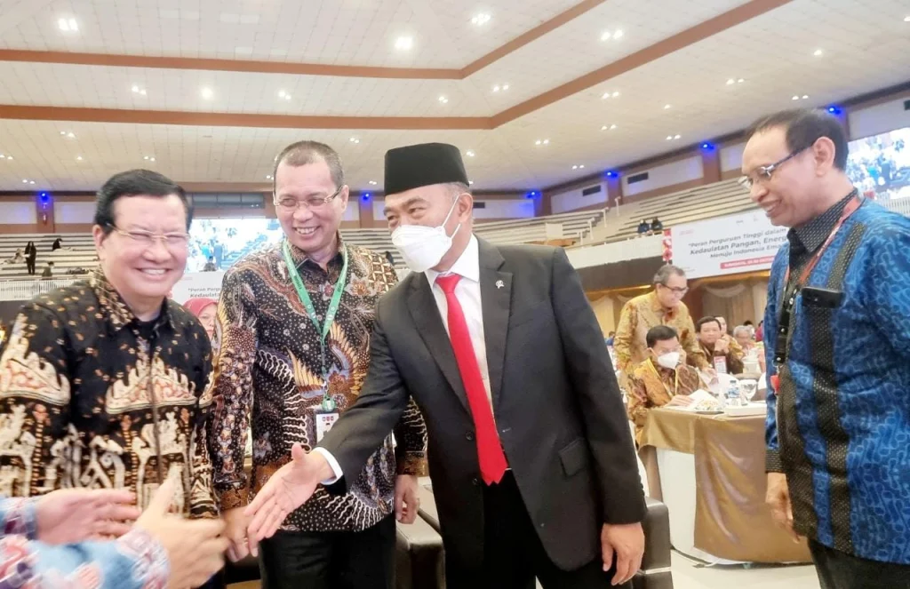 Menko PMK Mengajak Rektor Mewaspadai Krisis Global